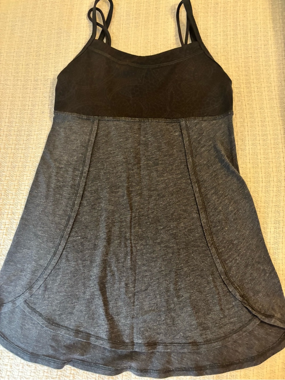 Ivivva lululemon gray black tank top size 8
